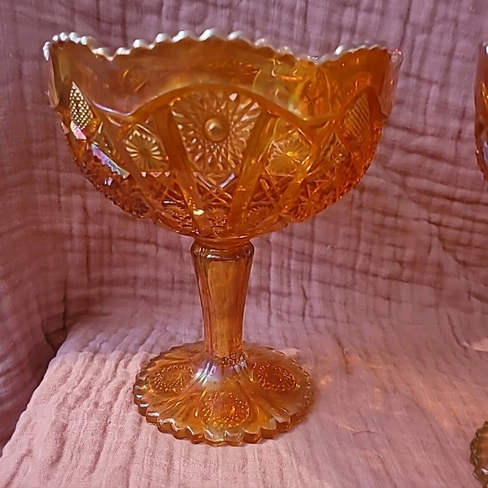 8" Vintage Imperial Marigold And Daisy Carnival Glass  Pedestal Compote Bowl